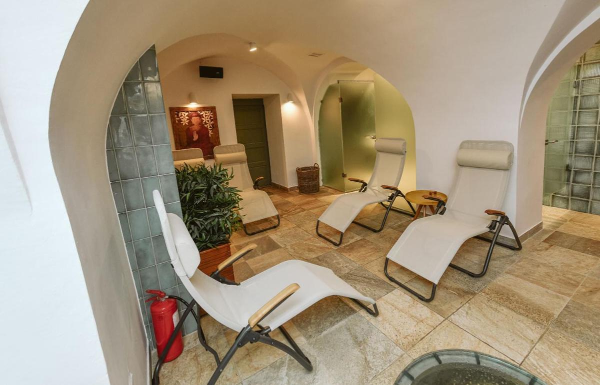 Portre Panzio Hotel Koszeg Bagian luar foto
